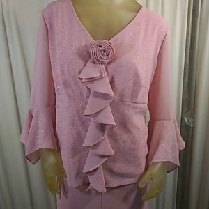 Beautiful plus size blouse and skirt set